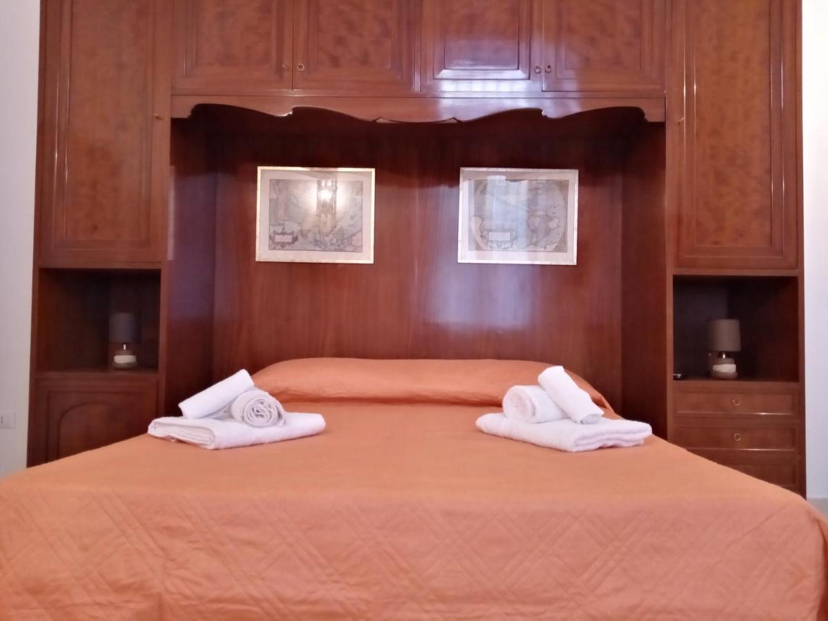 Bed and Breakfast Dimora Storica Le Perle Lecce Exterior foto
