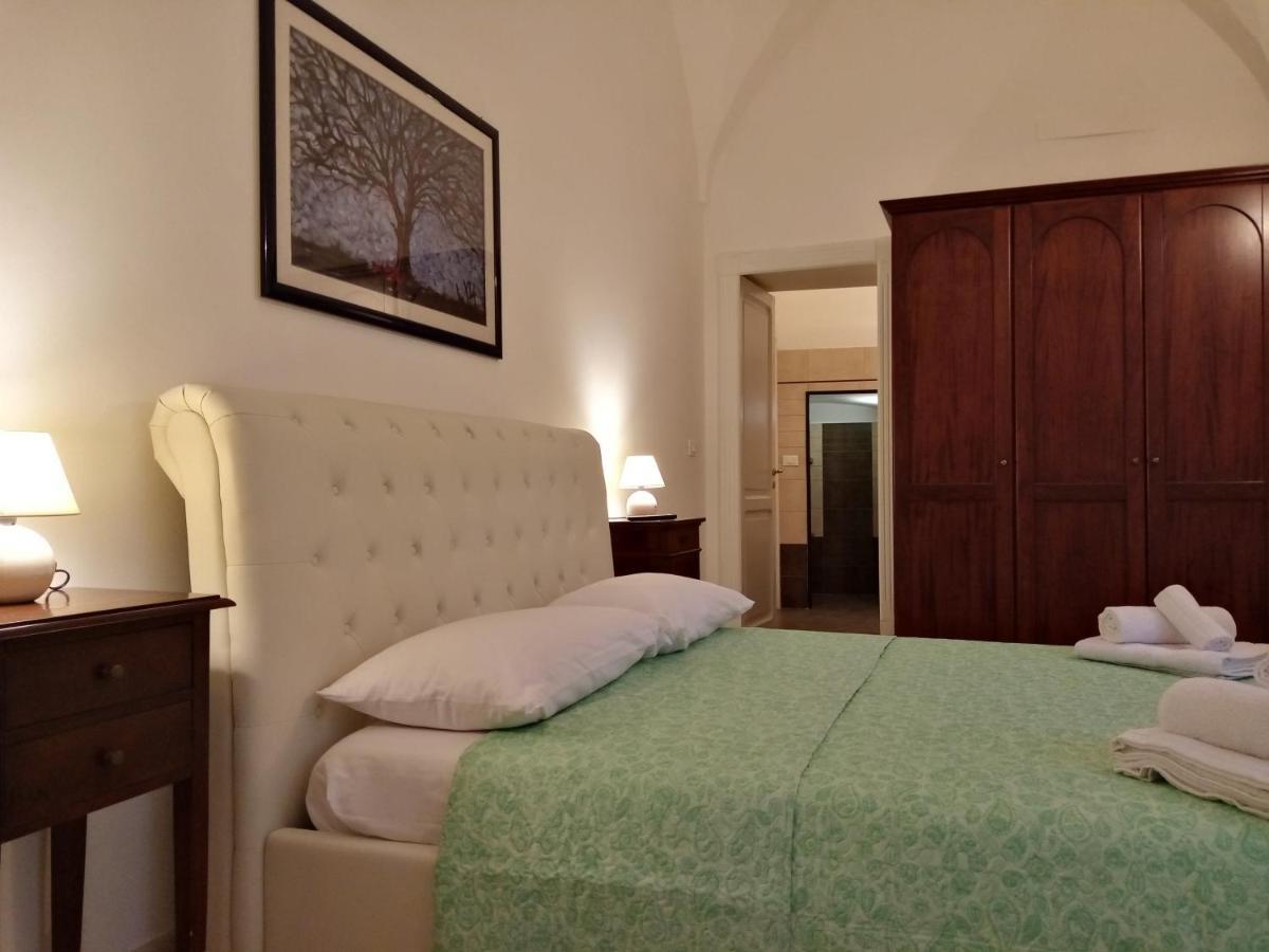 Bed and Breakfast Dimora Storica Le Perle Lecce Exterior foto