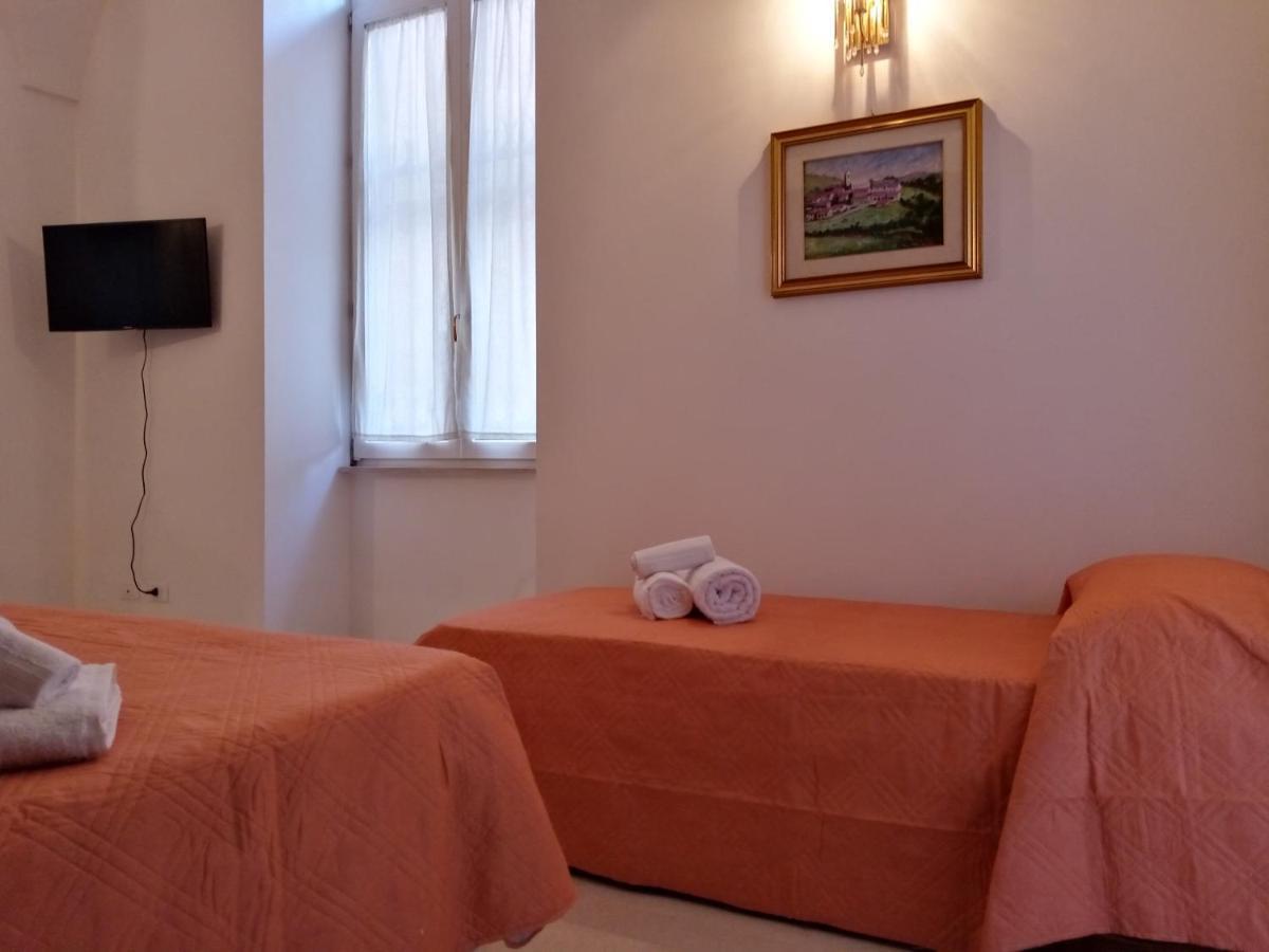 Bed and Breakfast Dimora Storica Le Perle Lecce Exterior foto